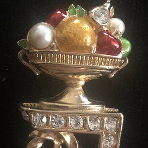 SWAROVSKI SWAN SIGNED FRUIT BASKET